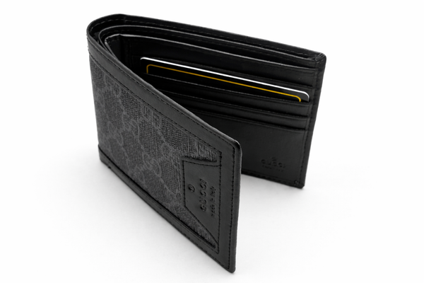 Мъжки портфейл Gucci GG Supreme Wallet – Black Canvas